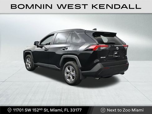 Used 2025 Toyota RAV4 XLE w/ Convenience Package image 3