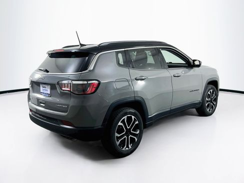 Used 2022 Jeep Compass Limited AWD/4WD image 5