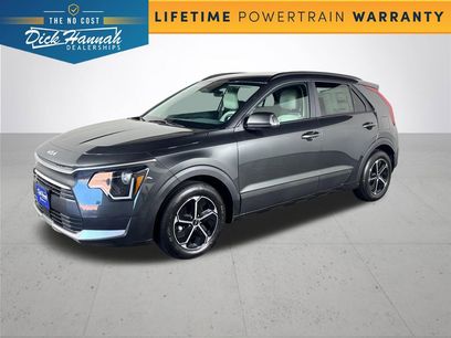 New 2025 Kia Niro EX