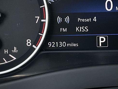 Used 2017 Nissan Murano Platinum w/ Platinum Technology Package FWD image 34