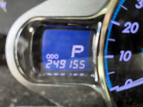 Used 2011 Toyota Sienna XLE AWD/4WD image 8