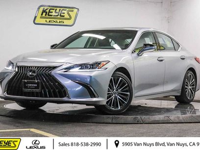 Certified 2025 Lexus ES 350 w/ Premium Package
