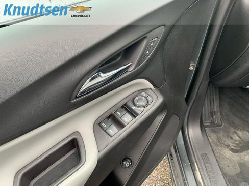 Used 2019 Chevrolet Equinox LT image 20