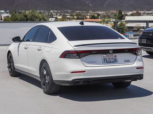 Used 2025 Honda Accord Sport image 4