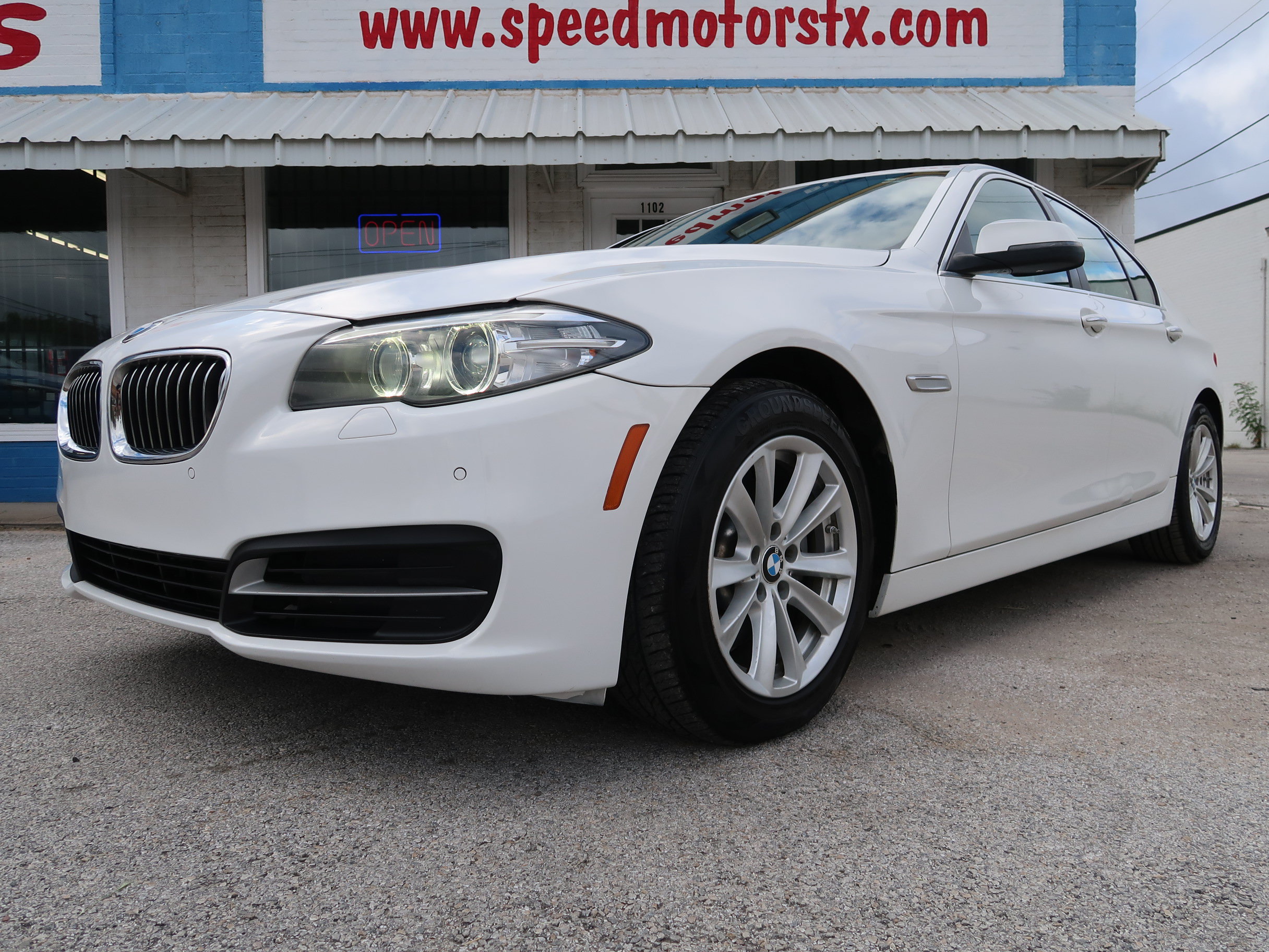 Used 2014 BMW 528i Sedan RWD image 5