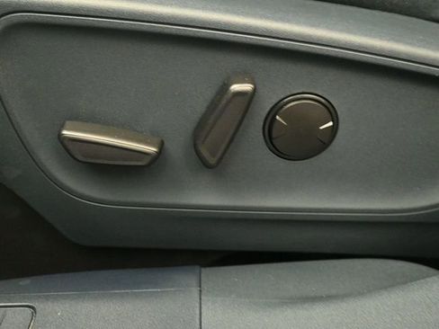 New 2026 Ford Maverick XLT image 11