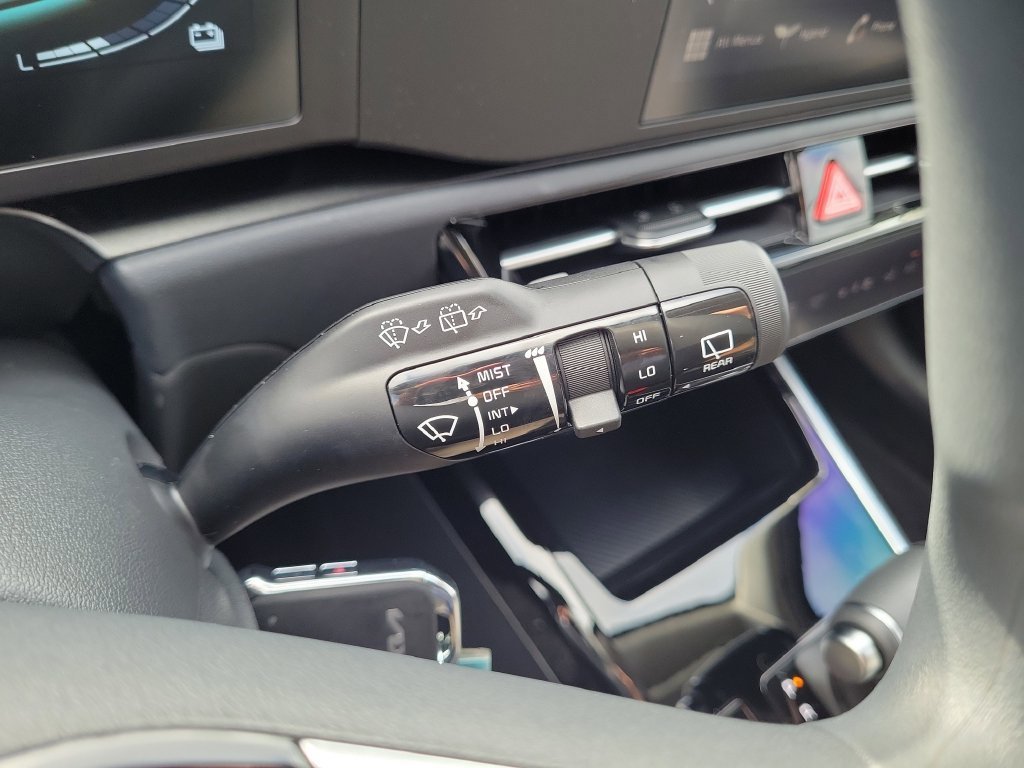 New 2026 Kia Niro LX FWD image 29