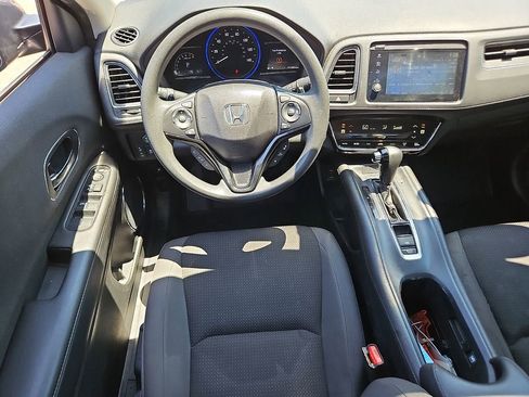 Used 2022 Honda HR-V EX image 12