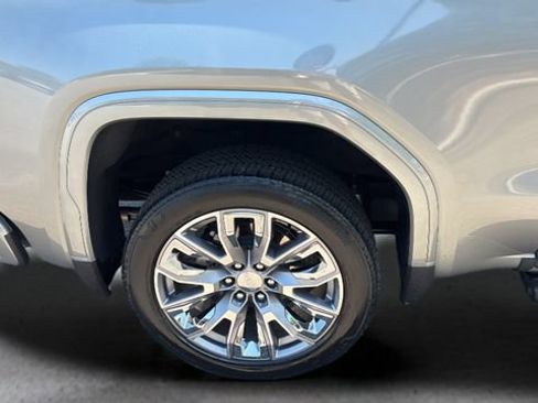 Used 2025 GMC Sierra 1500 Denali w/ Denali Reserve Package AWD/4WD image 37