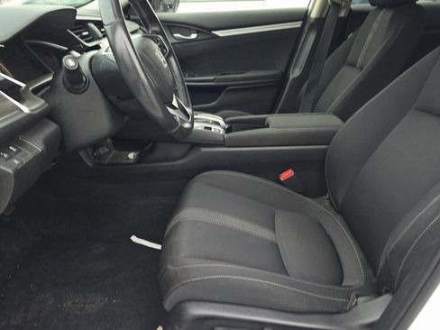 Used 2019 Honda Civic EX image 11