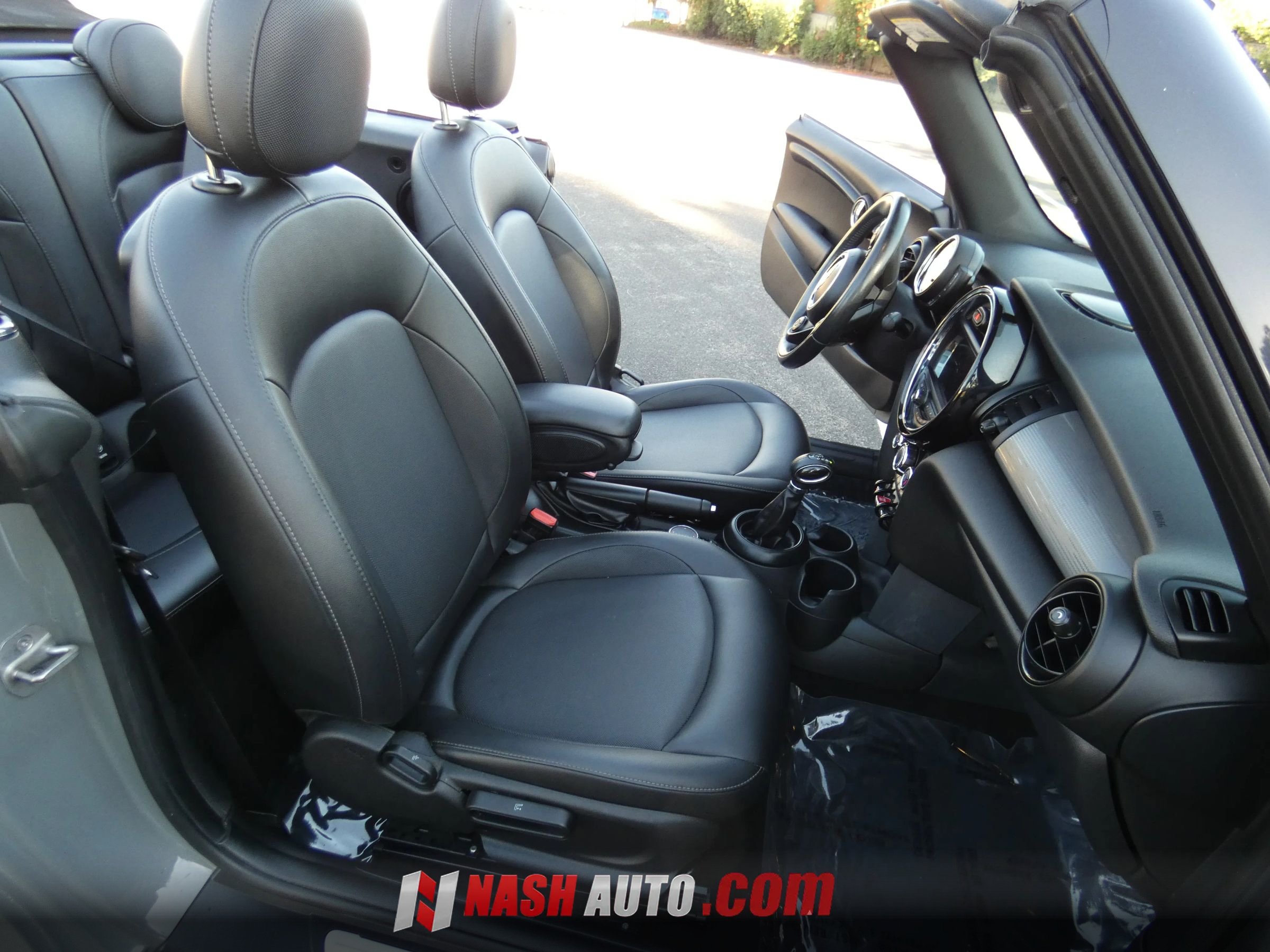 Used 2019 MINI Cooper Convertible FWD image 23