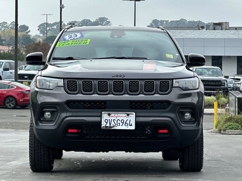 Used 2023 Jeep Compass Trailhawk image 11