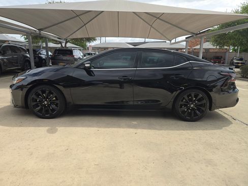 Used 2021 Nissan Maxima SR w/ Sport Mat Group FWD image 6