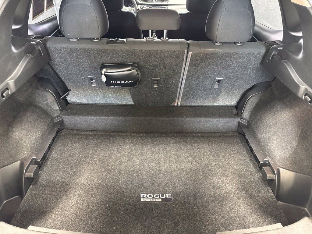 Used 2022 Nissan Rogue Sport S FWD image 24