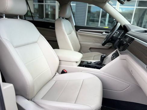 Used 2022 Volkswagen Atlas SE image 15