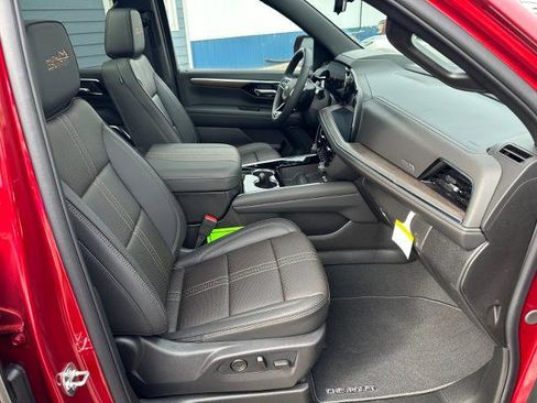 New 2026 Chevrolet Tahoe High Country AWD/4WD image 30