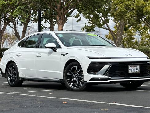 Certified 2025 Hyundai Sonata SEL image 1