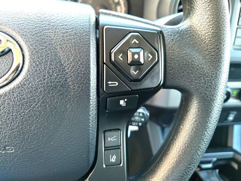 Used 2018 Toyota Tacoma SR w/ SR Convenience Package image 13