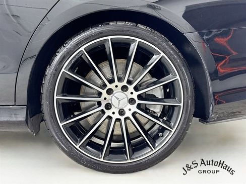 Used 2019 Mercedes-Benz E 53 AMG 4MATIC Sedan image 39