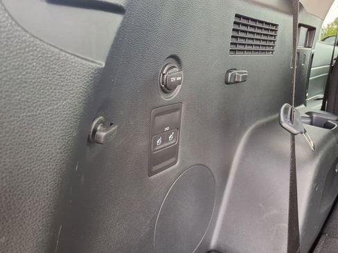 Used 2025 Hyundai Palisade SEL FWD image 14