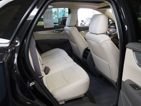 Used 2021 Cadillac XT5 Premium Luxury AWD/4WD image 21