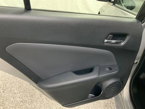 Used 2019 Toyota Prius Prime Advanced image 18