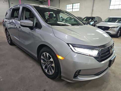 Used 2024 Honda Odyssey EX-L image 5