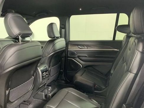 New 2026 Jeep Grand Cherokee L Limited AWD/4WD image 14