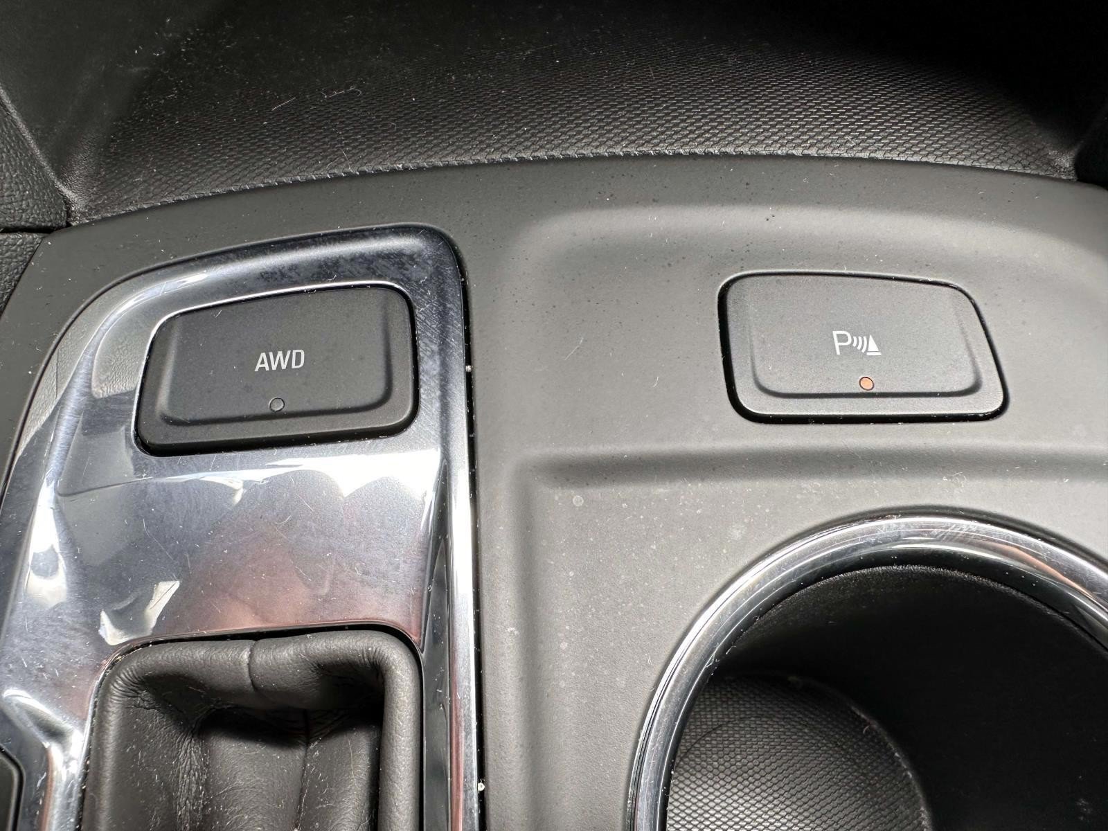 Used 2023 Chevrolet Equinox LT AWD/4WD image 26