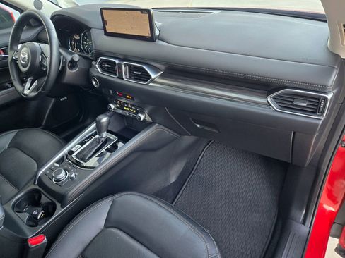 Used 2023 MAZDA CX-5 AWD 2.5 S w/ Premium Package image 2