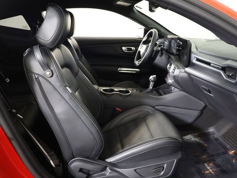 Used 2024 Ford Mustang GT Premium image 30