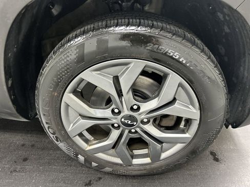 Certified 2024 Kia Seltos LX AWD/4WD image 8