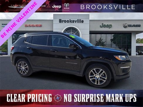 Used 2020 Jeep Compass Latitude image 1