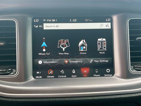 Used 2023 Dodge Charger Scat Pack w/ Navigation & Travel Group image 13