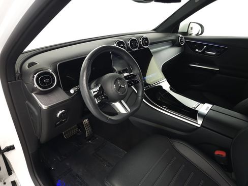 Used 2025 Mercedes-Benz GLC 350e 4MATIC w/ AMG Line image 8
