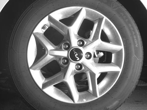 Used 2025 Kia Soul LX w/ LX Technology Package FWD image 14