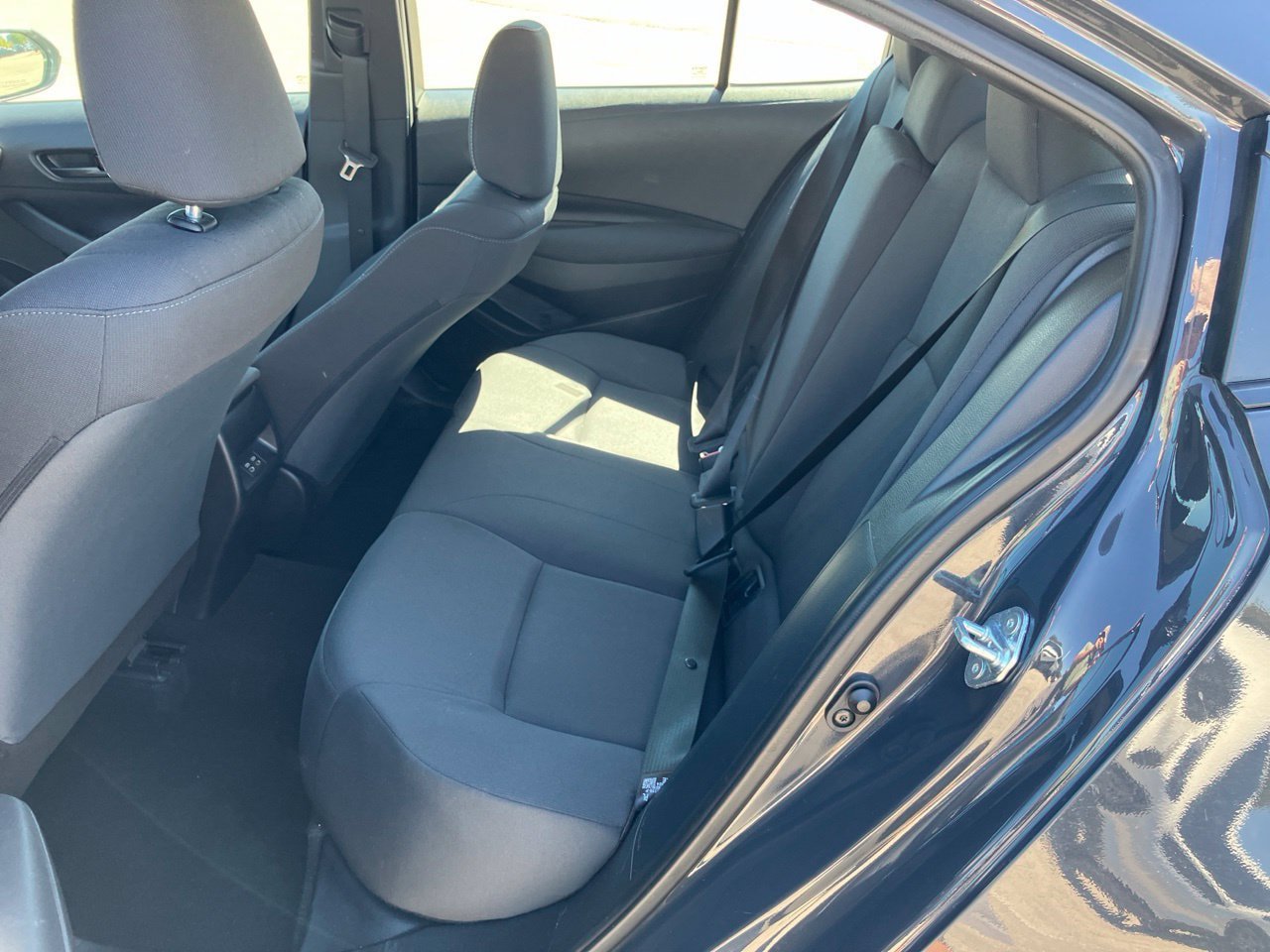 Used 2024 Toyota Corolla LE FWD image 8