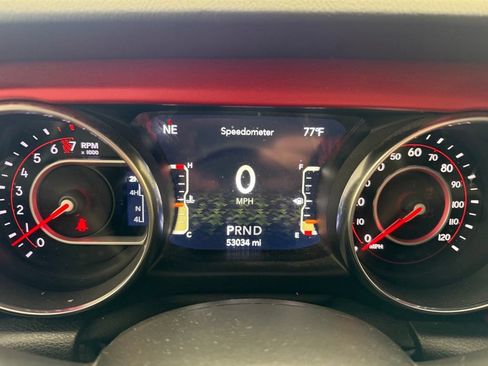Used 2020 Jeep Gladiator Rubicon AWD/4WD image 16