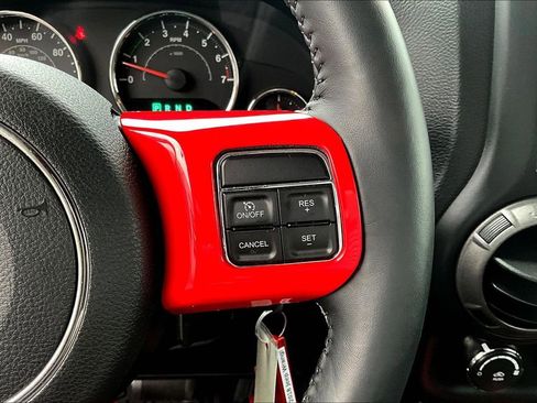 Used 2018 Jeep Wrangler Unlimited Sport S AWD/4WD image 12