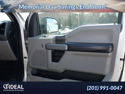 Used 2017 Ford F150 XLT w/ Equipment Group 302A Luxury AWD/4WD image 27