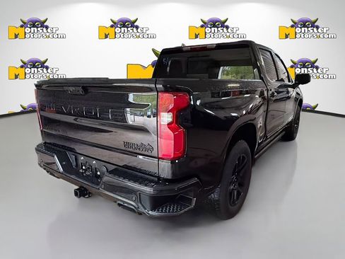 Used 2024 Chevrolet Silverado 1500 High Country w/ Midnight Edition AWD/4WD image 4