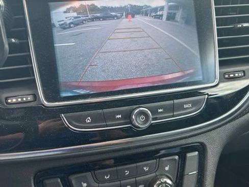 Certified 2018 Buick Encore Essence w/ Experience Buick Package FWD image 6