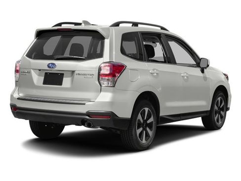 Used 2017 Subaru Forester 2.5i Limited AWD/4WD image 2