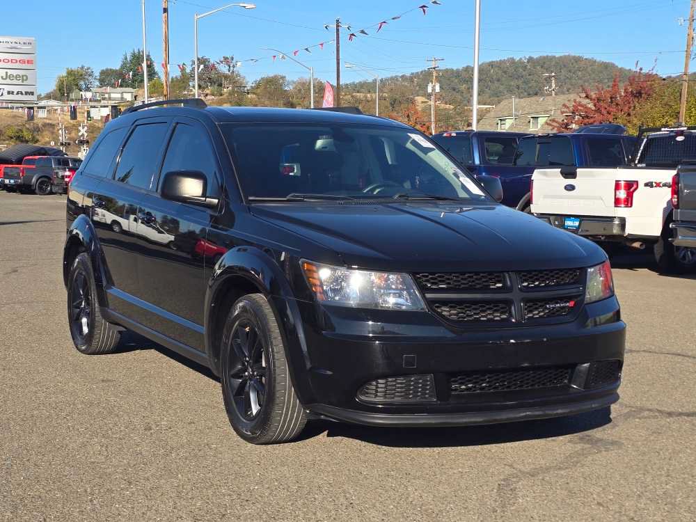 Used 2020 Dodge Journey SE w/ Blacktop Package FWD image 18