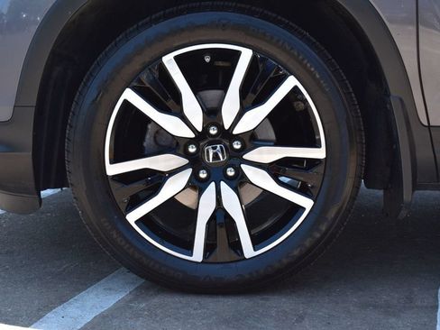 Used 2019 Honda Pilot Elite image 11