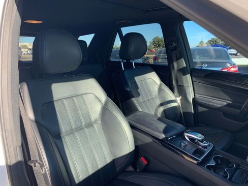 Used 2017 Mercedes-Benz GLE 350 image 24