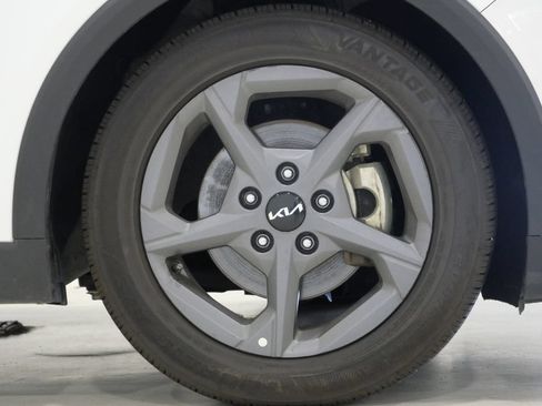 Used 2025 Kia K4 FWD image 9