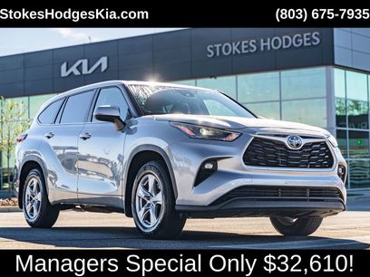 Used 2024 Toyota Highlander LE