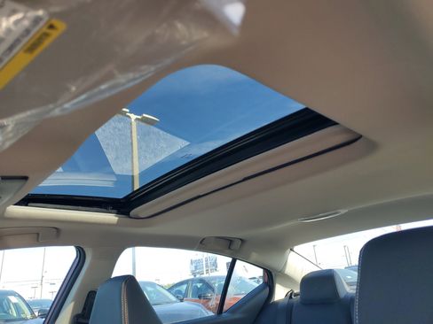 New 2025 Nissan Altima 2.5 SR image 19