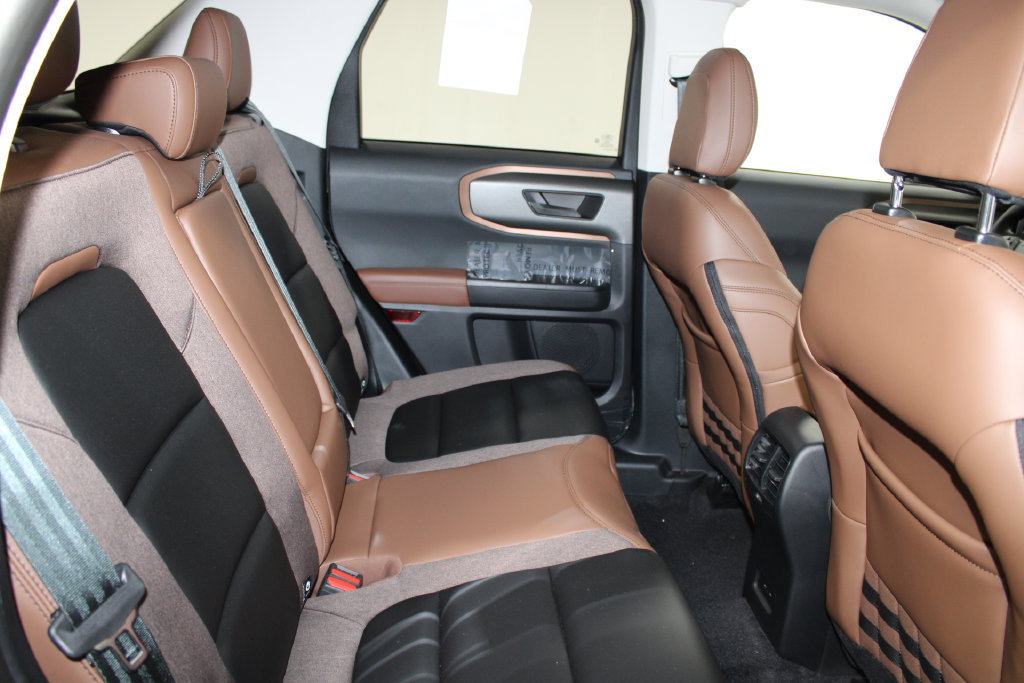 New 2026 Ford Bronco Sport Outer Banks AWD/4WD image 27
